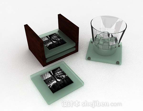 绿色玻璃杯子和杯垫3d模型下载